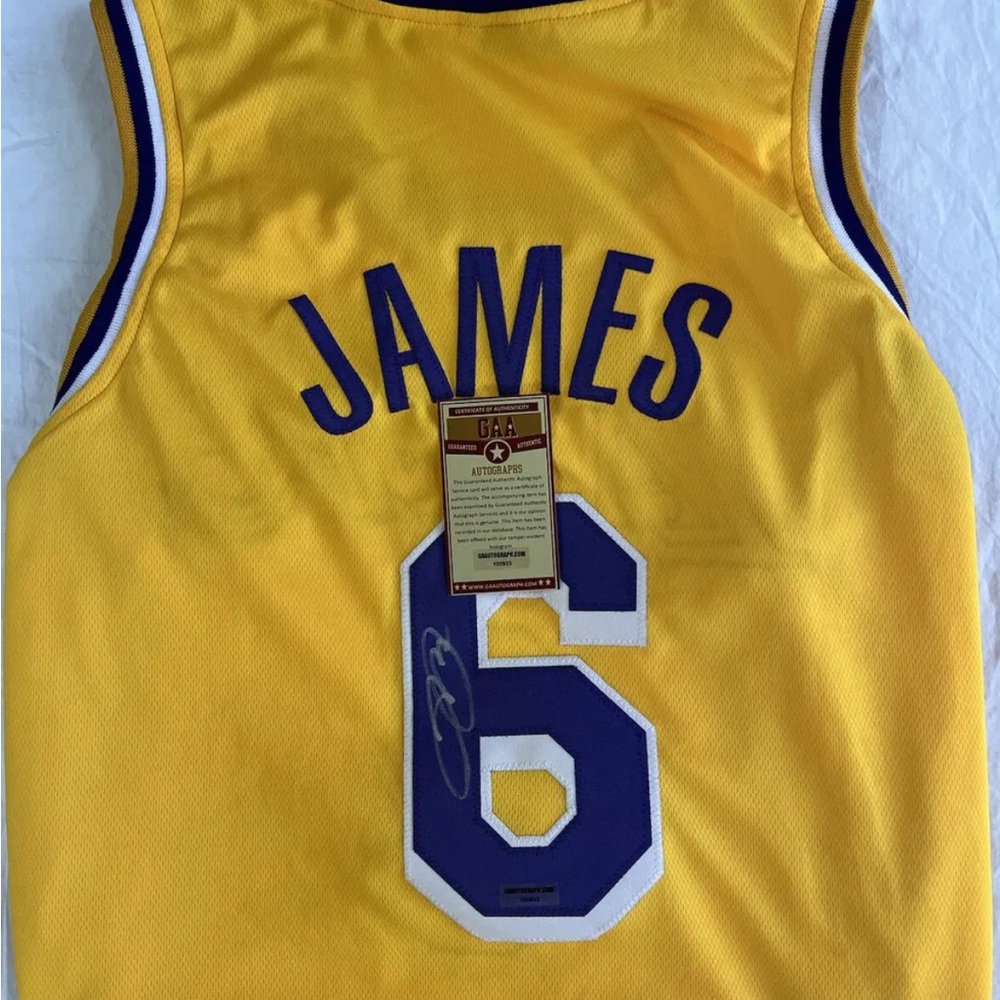 LBJ Lakers Jersey Signed